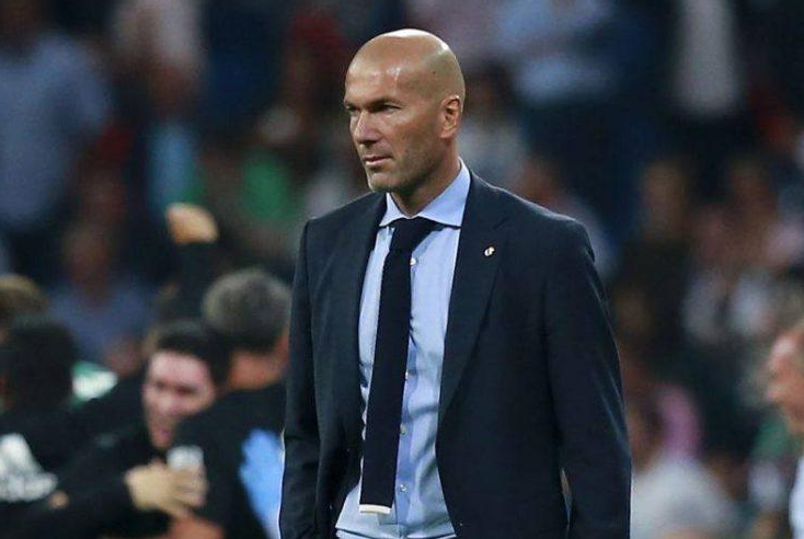  法兰克福主帅赛后批评裁判尺度  